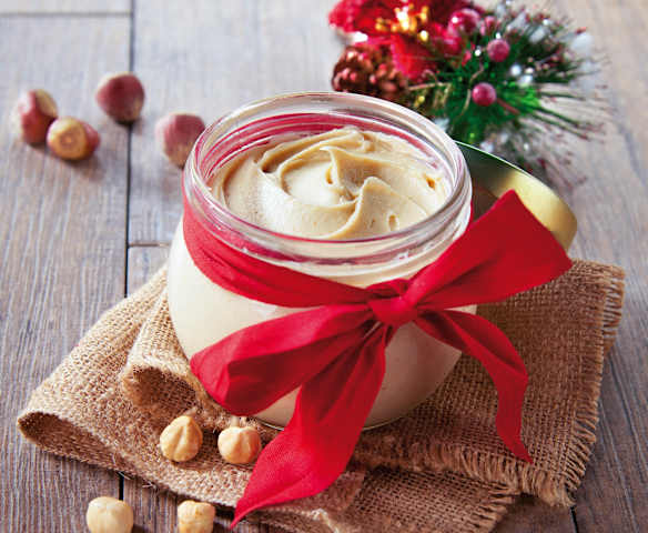 Crema di nocciole bianca