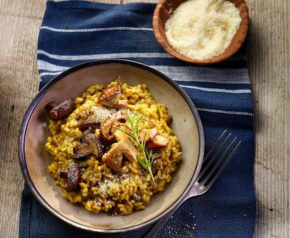 Risotto mit getrockneten Steinpilzen Risotto mit getrockneten Steinpilzen