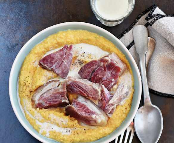 Jarret de porc, patate douce et poireau