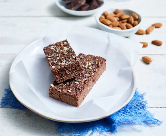 Erdnuss-Schoko-Proteinriegel