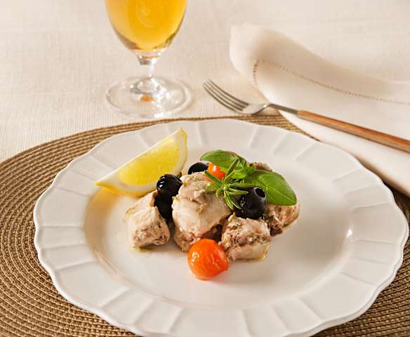 Conejo al estilo mediterráneo