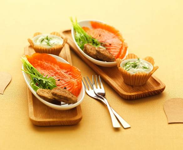 Gravlax z lososa s pohankovými bliny