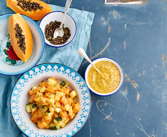 Salada de pepino e papaia com vinagreta