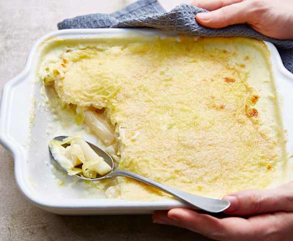 Gratin de salsifis, béchamel au poireaux