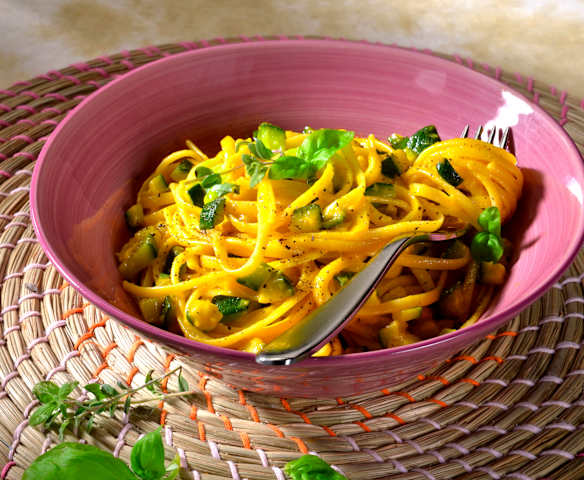 Linguine alla carbonara di zucchine