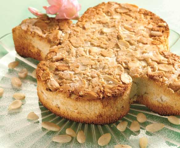 Colomba pasquale alle mandorle