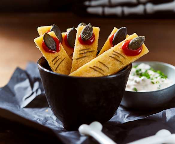 Kartoffel-Cheddar-Finger mit Schnittlauchdip