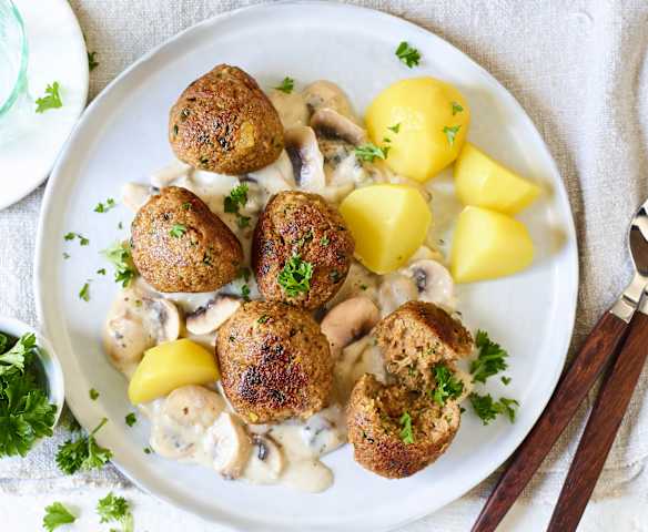 Köttbullar mit Pilzsauce