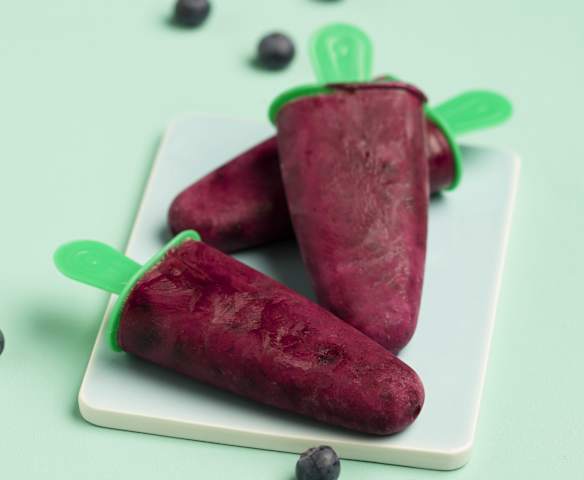 Heidelbeer-Joghurt-Pops