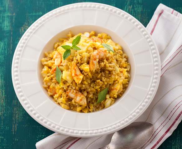 Curried Prawns with Rice