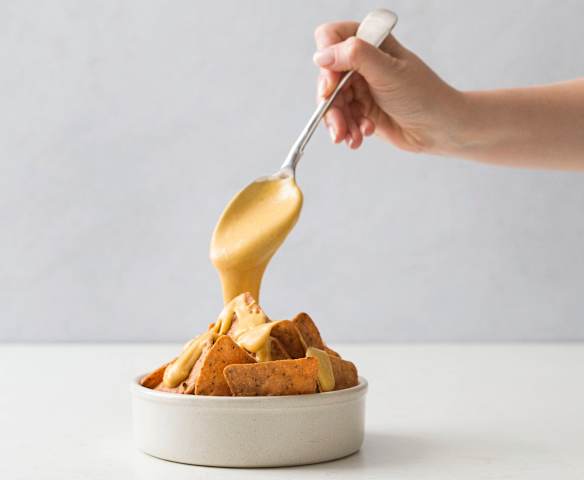 Stretchy melty cheese