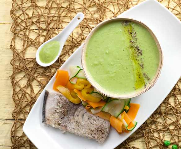 Vellutata di piselli con filetto in citronette