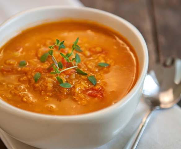 Tomato, Lentil and Thyme Soup