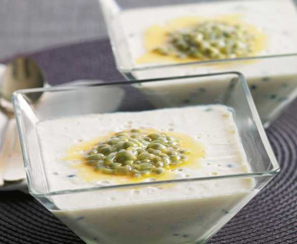 Mousse de maracujá Mousse de maracujá