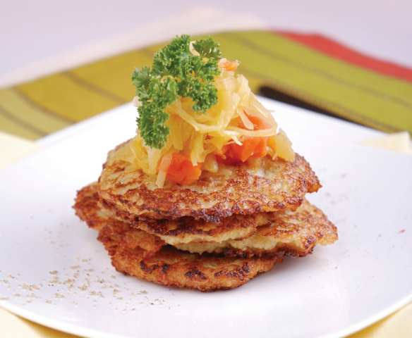 Chłopskie placki ziemniaczane z kapustą kiszoną