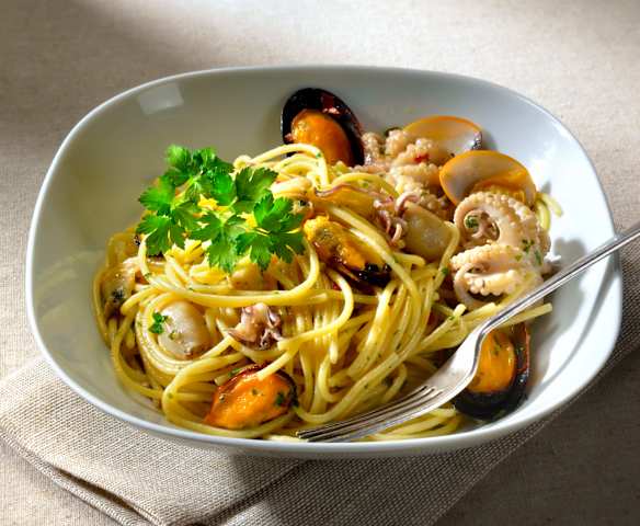 Spaghetti alla marinara in bianco