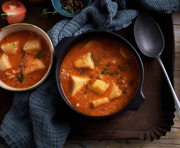 Verduras de raíz con quinoa en cocción lenta