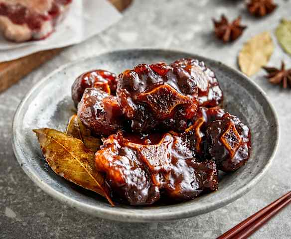 红烧牛尾