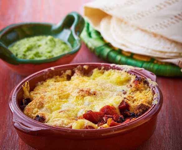 Cazuela de queso con chorizo