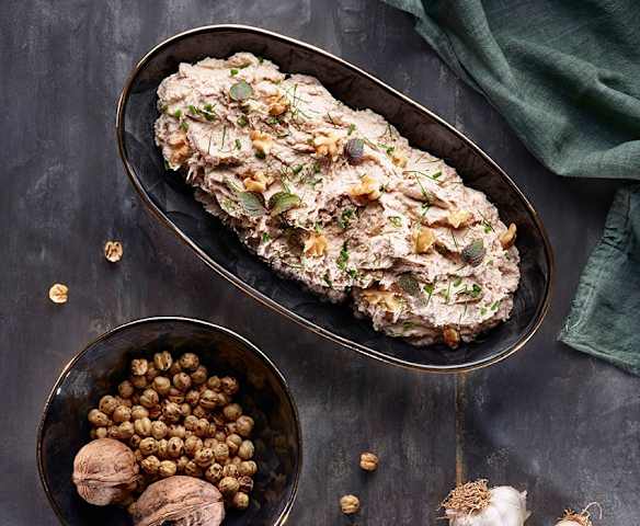 Ekmeksiz Çerkez Tavuğu