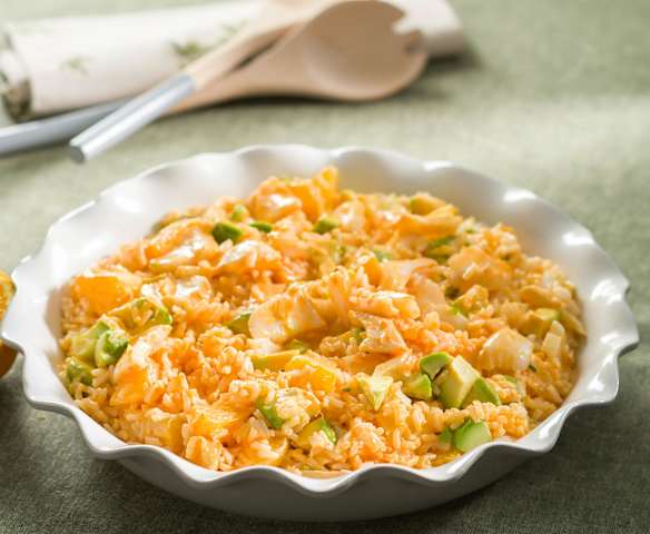 Ensalada de arroz con bacalao y vinagreta de piquillos
