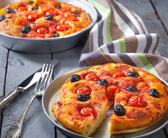 Pizza barese ai pomodorini Pizza barese ai pomodorini