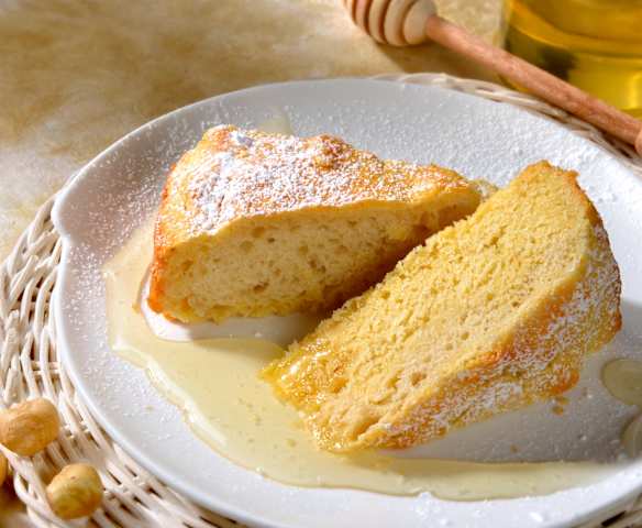 Focaccia dolce alle nocciole