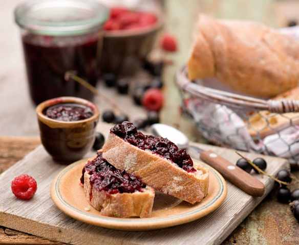 Dżem z malin i czarnej porzeczki