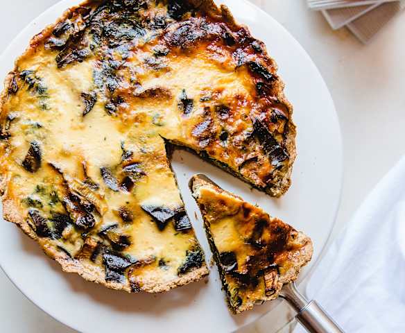 Quiche de espinafres com alho-francês
