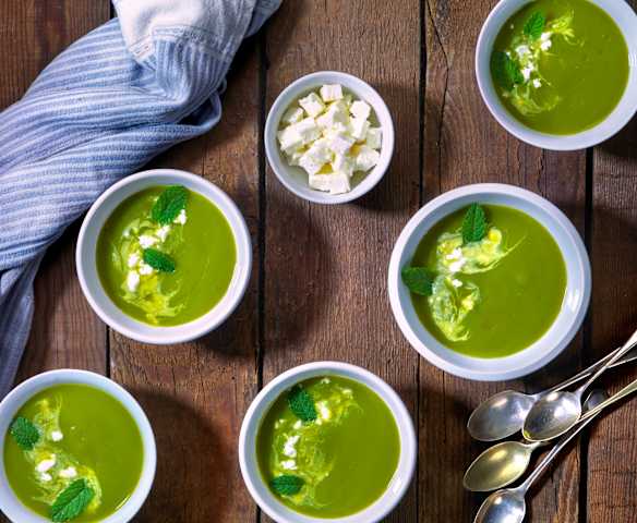 Vellutata di zucchine con feta
