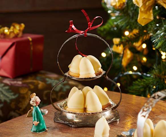 Weiße Pariser Spitzen