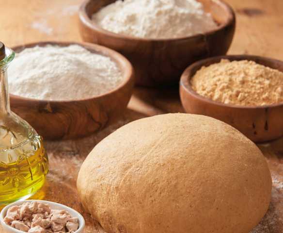 Impasto per pizza con farina di soia