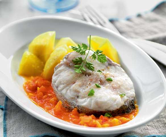 Fish and potatoes with tomato sauce Fish and potatoes with tomato sauce