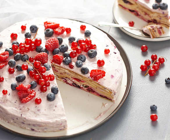 Gâteau de crêpes aux fruits rouges