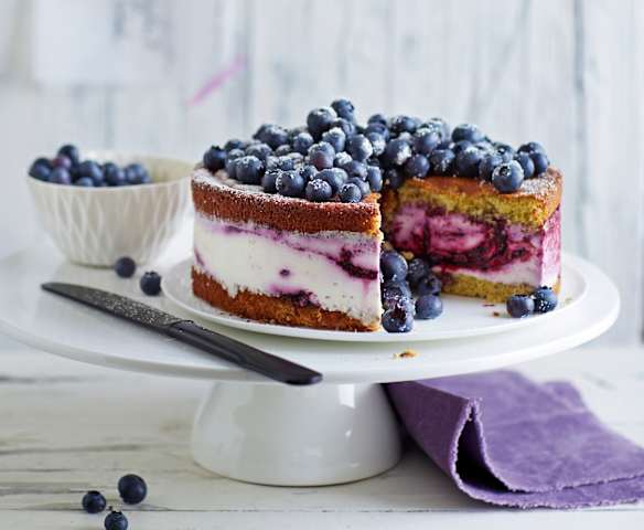 Quark-Sahne-Blaubeer-Torte Quark-Sahne-Blaubeer-Torte