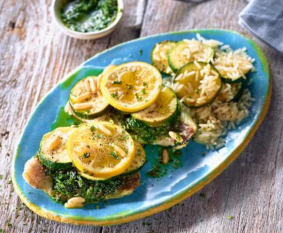 Papillote de pescado con calabacín y arroz