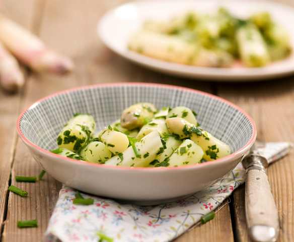 Sałatka z białych szparagów