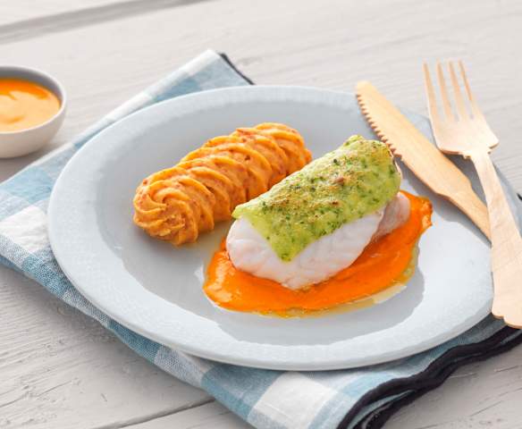 Lotte en croûte de fromage basque et purée de pommes de terre au chorizo