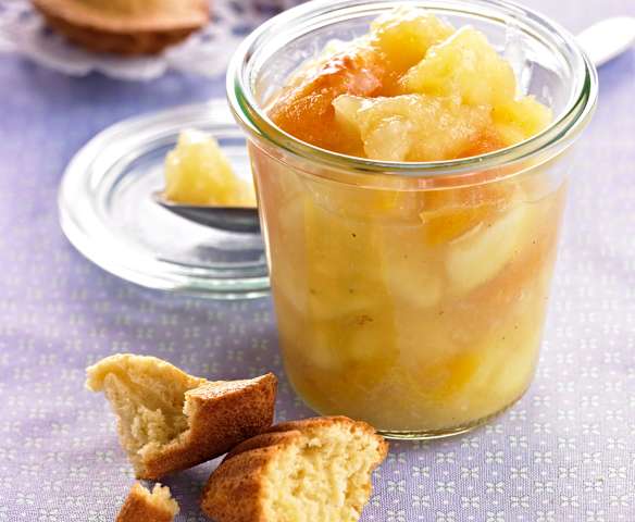 Compotée de fruits d'automne et ses madeleines