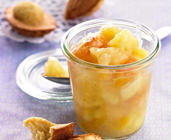 Compota de manzanas y peras