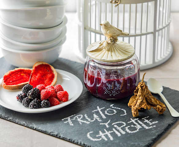 Mermelada de frutos rojos con chipotle