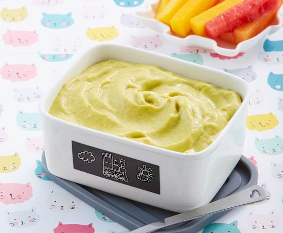 Papilla de aguacate, plátano y mango