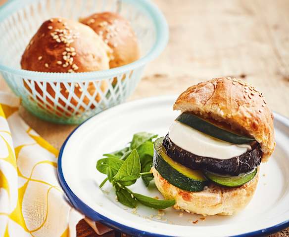 Burger aux légumes et à la mozzarella