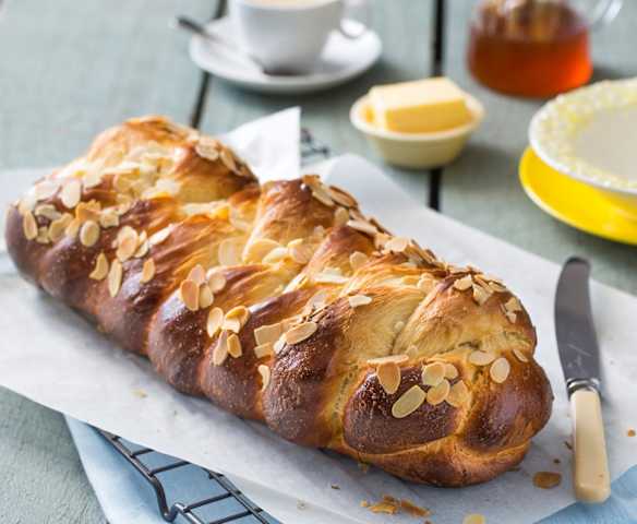 Tsoureki (Greek Easter bread)