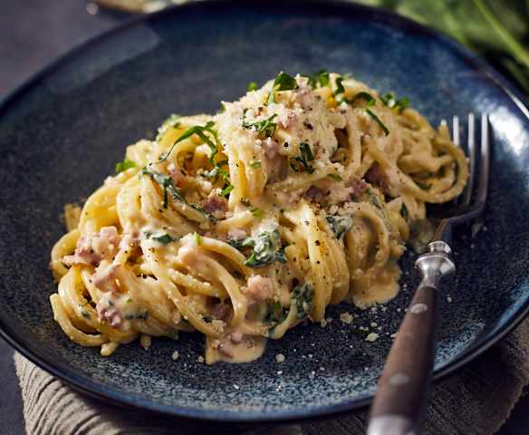 Spaghetti mit Bärlauch-Carbonara