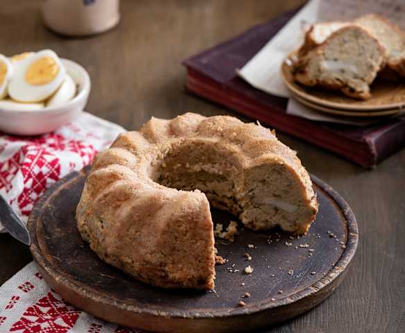 Babka ziemniaczana ze śledziem