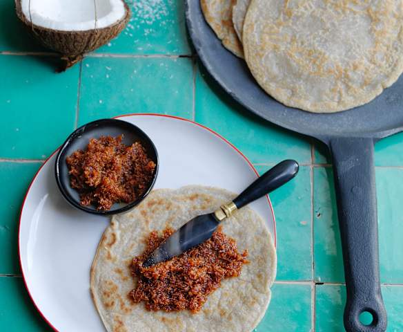 Kadaka - Crepes de mandioca com creme de coco