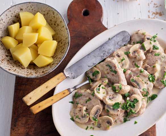 Pork Tenderloin with Mustard Sauce and Potatoes