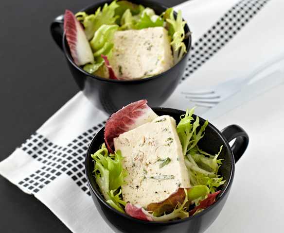 Frischkäse-Walnuss-Terrine