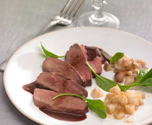 Magret de canard et sa sauce vin et chocolat